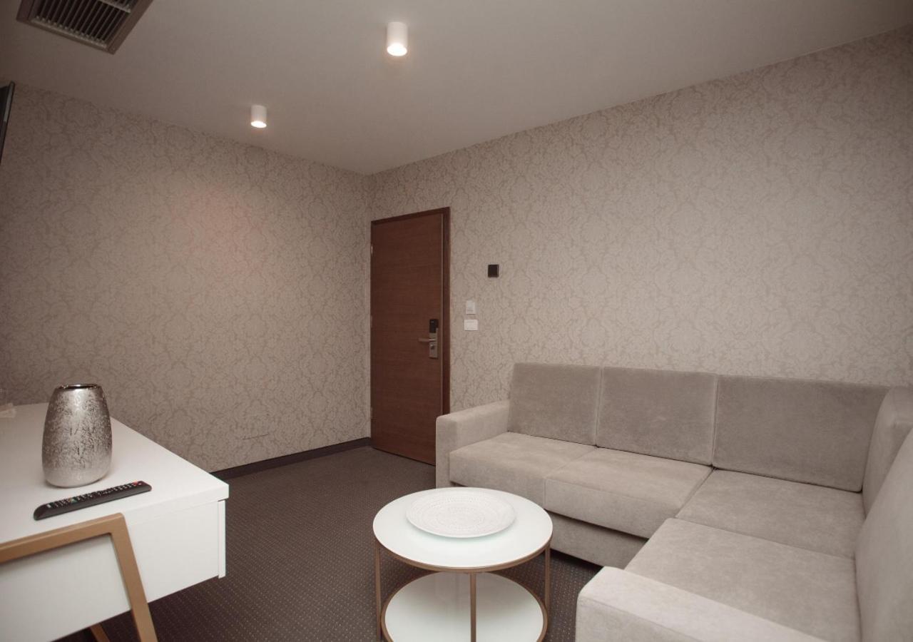 Hotel Chicago Shkodër Екстериор снимка