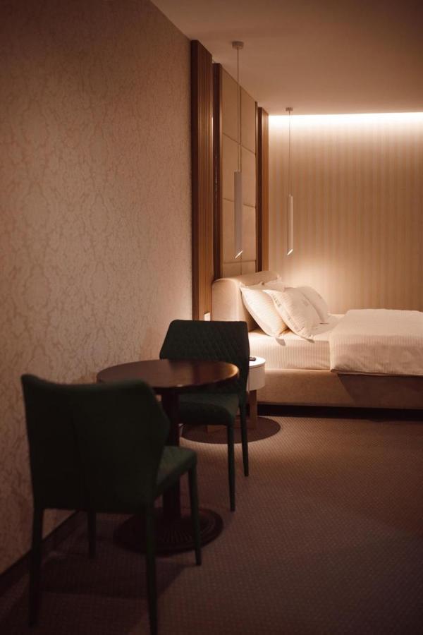 Hotel Chicago Shkodër Екстериор снимка