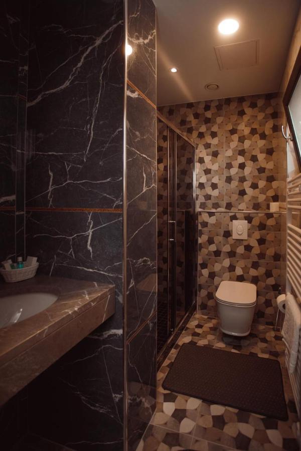 Hotel Chicago Shkodër Екстериор снимка